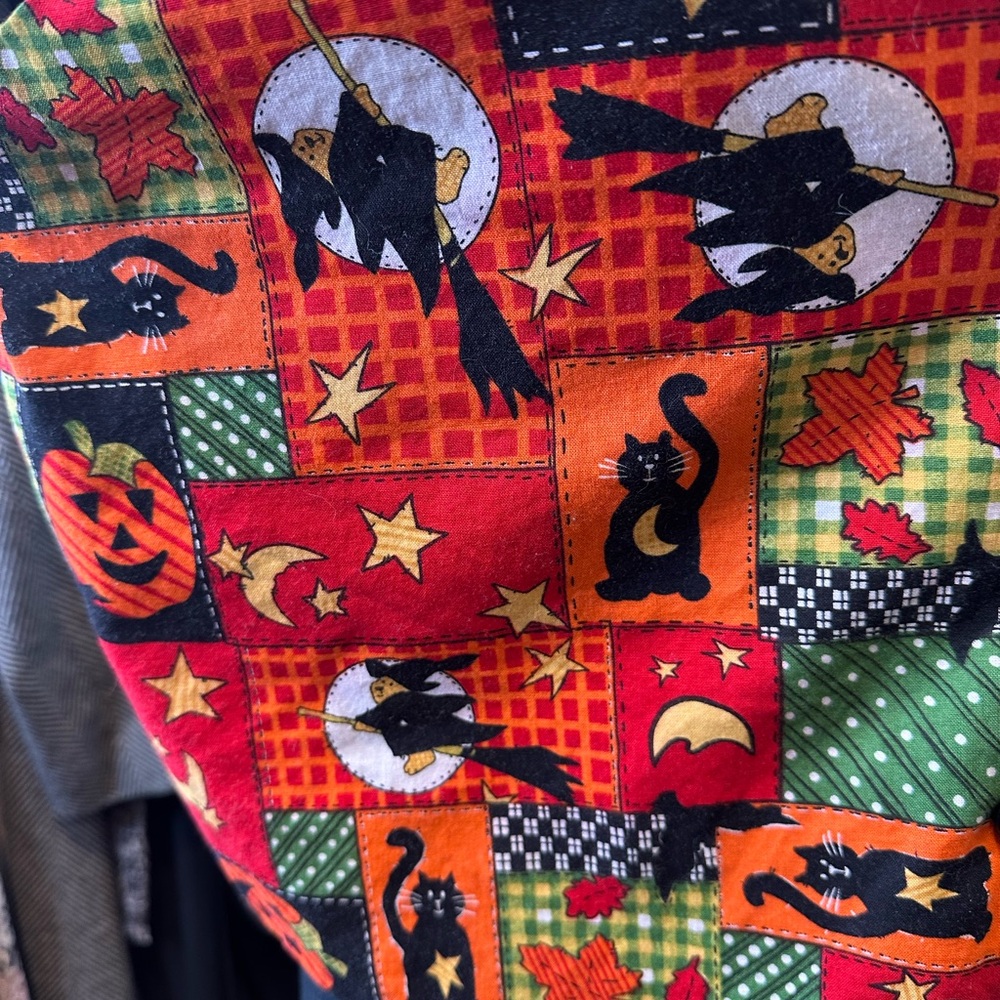 Basic Editions Halloween vest patchwork design bl… - image 8